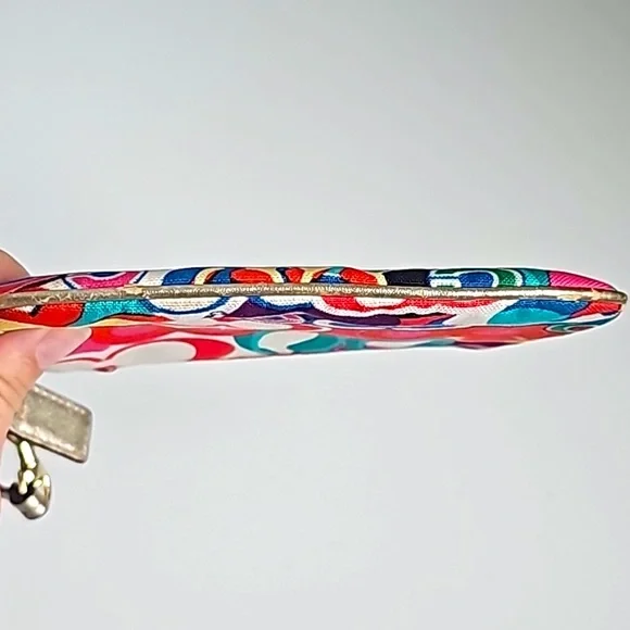 PICK ANY 3 | Coach Poppy “Daisy” graffiti - Picture 4 of 14